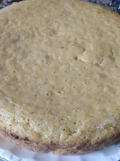 Una foto de Pan de maíz vegano