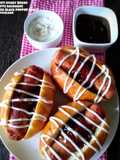 Anti soggy bread with sausages and black pepper sauce