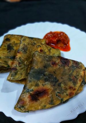 মেথি পরাঠা (methi paratha recipe in Bengali) রেসিপির প্রধান ছবি