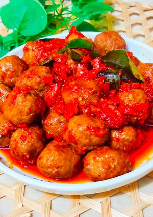 Foto resep Balado Bola-Bola Daging
