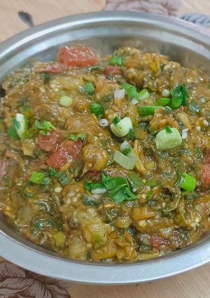 A picture of Smoky Brinjal with Spinach (Green Olo Style).