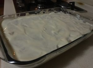 Una foto de Pay de limón con capas de galletas María