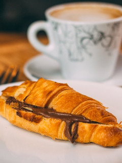 Una foto de Croissant con Nutella