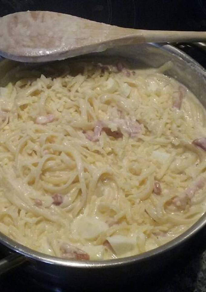 Una foto de Tallarines a la "carborana" 😜