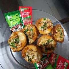 Pizza muffins😋 A picture of Pizza muffins😋.