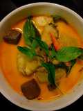 Red Curry with Chicken and Winter Melon (แกงเผ็ดฟักเขียวใส่ไก่)