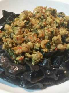 Una foto de Parpadelle con pollo al curry