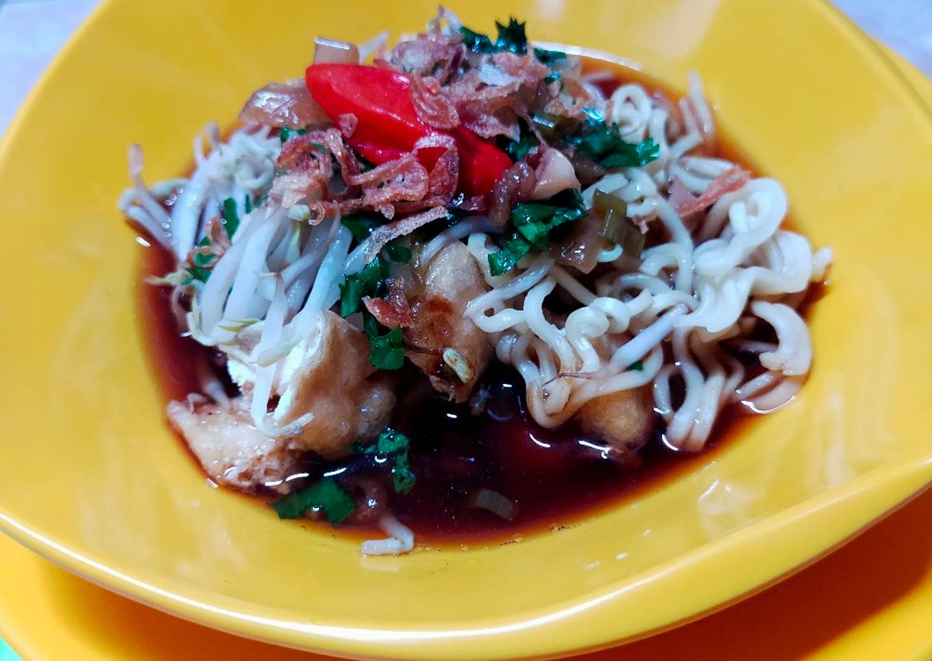 Lontong Mie