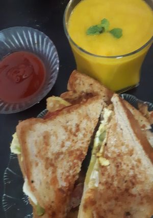 A picture of Bread Omlette.