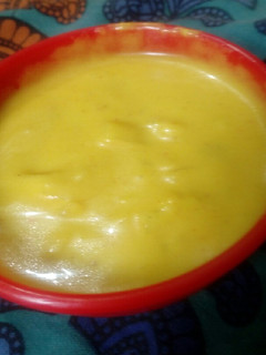 A picture of Kadhi(curry).