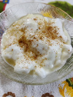 Una foto de Arroz con leche con merengue 🍚