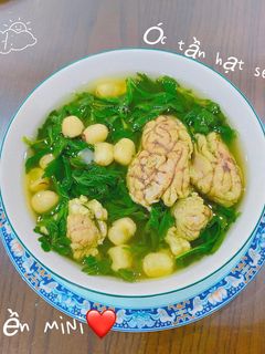 Hình của món Óc Lợn tần hạt sen.