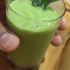 A picture of Pineapple/ banana smoothie.