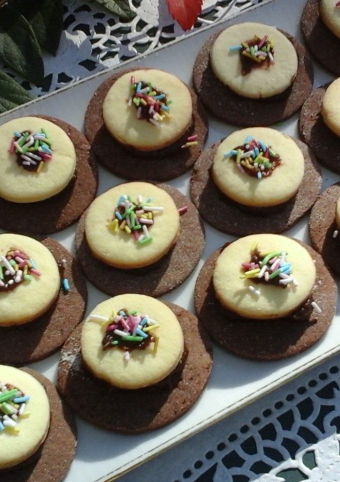 Teraszos linzer, csokis-nutellás krémmel, gluténmentesen recept fotója