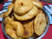 Una foto de sopaipilla casera