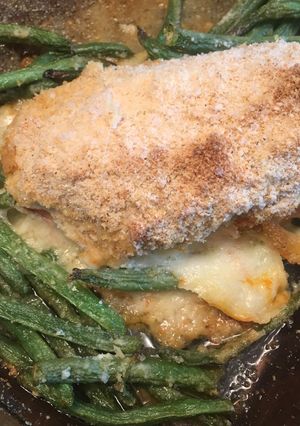 A picture of NSNG Chicken Cordon Bleu.