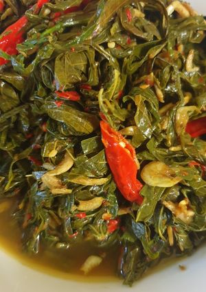 Foto resep Daun singkong tumis udang rebon