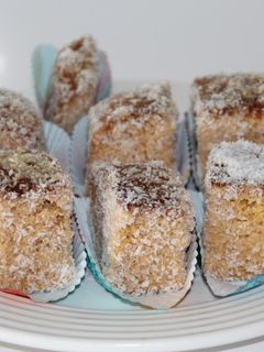 Foto de Quadradinhos ensopados e coco