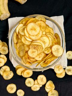 કેળા ની વેફર (Kela Wafer Recipe In Gujarati) રેસીપી મુખ્ય ફોટો
