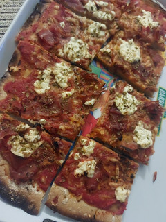 Una foto de Pizza fit (base 3 harinas)