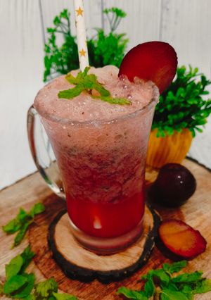 आलू बुखारा मोजितो(plum mojito recipe in Hindi) रेसिपी मुख्य फोटो