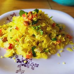 A picture of Dadpe pohe healthy breakfast.
