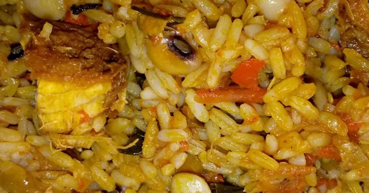 Rice and Beans Jollof Recipe by Aisha's delicacies Cookpad