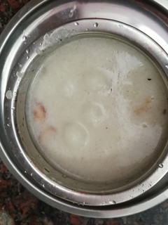 பால் கொழுக்கொட்டை (Paal kolukattai recipe in tamil) செய்முறை முக்கிய புகைப்படம்
