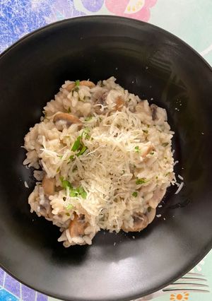 Una foto de Risotto con hongos porcón