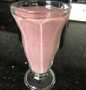 Easy Way Make Recipe Strawberry smoothie that is Can Pamper Your Tongue, Tasty}