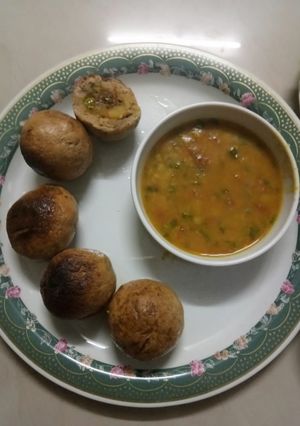 A picture of Healthy dal and stuffing baati.