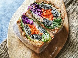 Wanpaku Seaweed Egg Roll