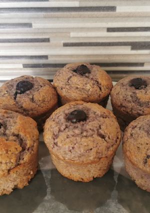 Áfonyás joghurtos muffin recept fotója
