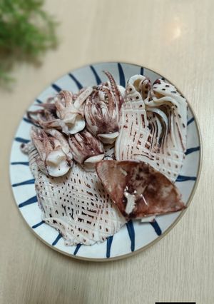 汆燙魷魚 的食譜成品照片