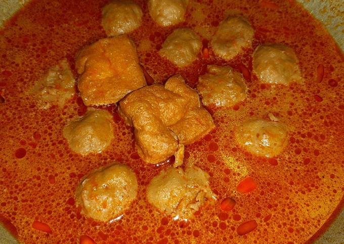 Pentol & Tahu Bakso Kuah Rendang