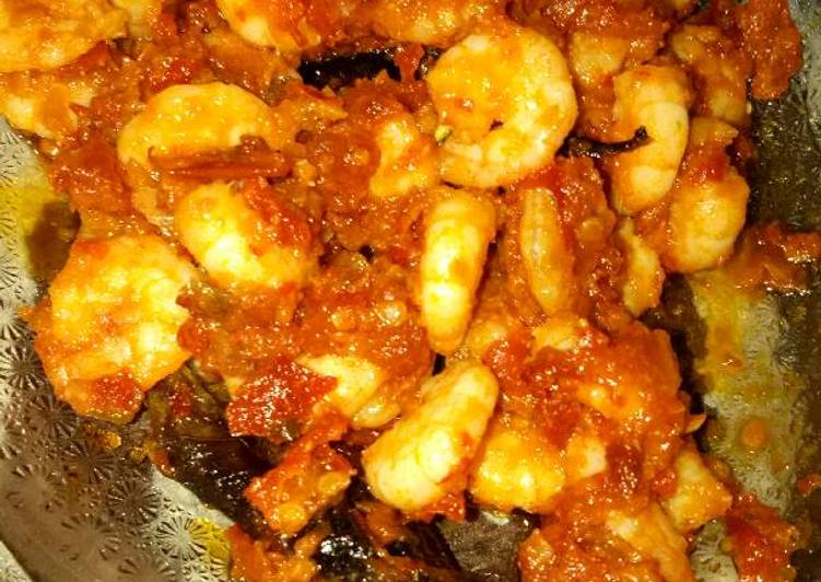 Udang kupas saus padang