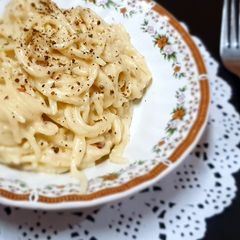 A picture of Spaghetti aglio e olio.