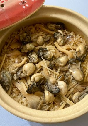 蚵仔炊飯（鍋子煮飯） 的食譜成品照片