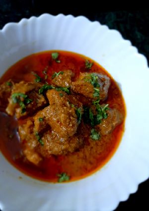 A picture of Chicken Korma.