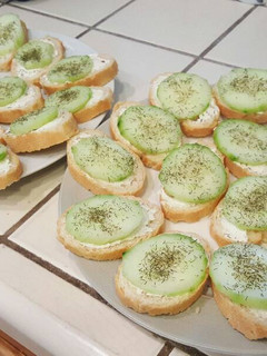 A picture of Cucumber Toasties.