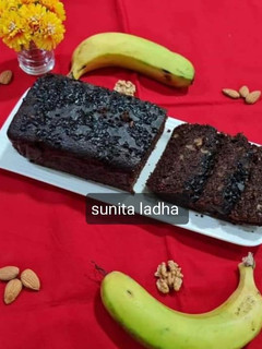 हेल्दी चॉकलेट बनाना केक (healthy chocolate banana cake recipe in Hindi) रेसिपी मुख्य फोटो