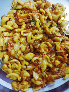 मसाला मैकरॉनी (masala macaroni recipe in Hindi) रेसिपी मुख्य फोटो