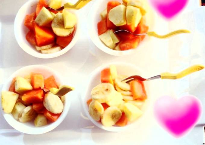 Fresh fruit Katoris Recipe by Geeta Khurana Cookpad