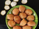 வாழைக்காய் பஜ்ஜி (Raw Banana bajji recipe in tamil)