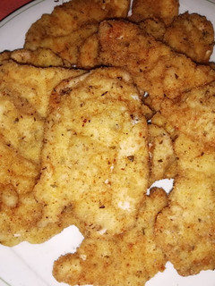 Una foto de Filetes empanados especiados!!