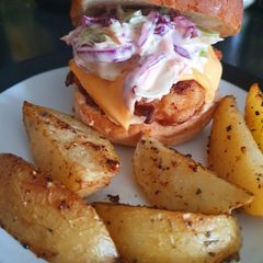 A picture of Buttermilk fried chicken sandwich with homemade colslaw 🤪.