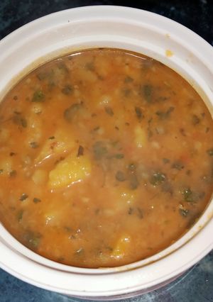 आलू टमाटर की सब्जी (aloo tamatar ki sabzi recipe in Hindi) रेसिपी मुख्य फोटो