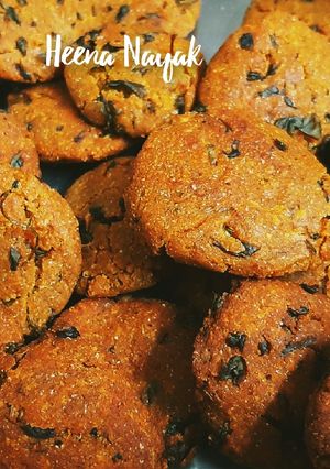 બાજરી વડા (Bajri Vada Recipe In Gujarati) રેસીપી મુખ્ય ફોટો