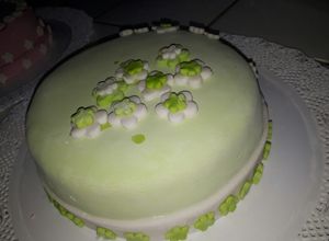 Una foto de Fondant extendido o baño Wilton