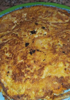Una foto de Tortilla rápida de papa y zanahoria 🥕